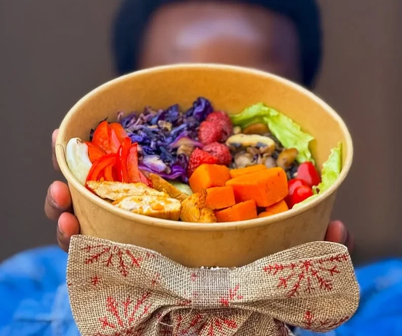 A colourful JooSmoo bowl